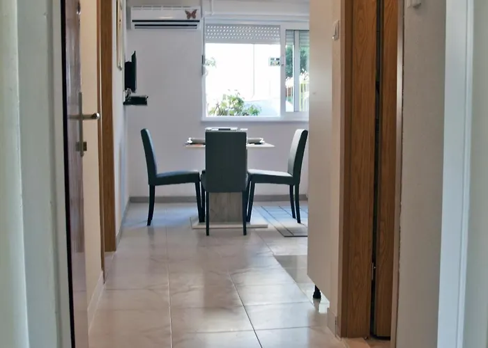 Appartamento With A Parking Space - 11726